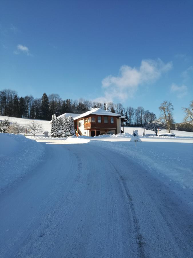 Ferienhaus Mitterbauer Oberhofen am Irrsee Eksteriør bilde